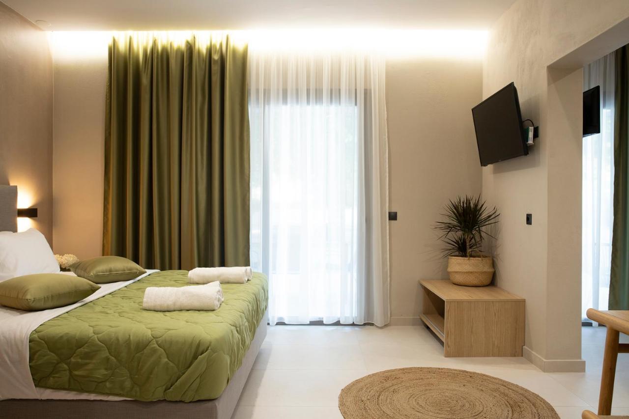 Olympus Suites Паралія-Пантелеймонос Екстер'єр фото